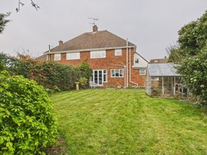 Rear elevation - click for photo gallery